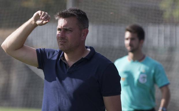 Ruano, entrenador del Atlético Malagueño. /Ñito Salas