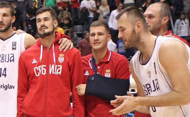 Nedovic, lesionado en el hombro izquierdo.