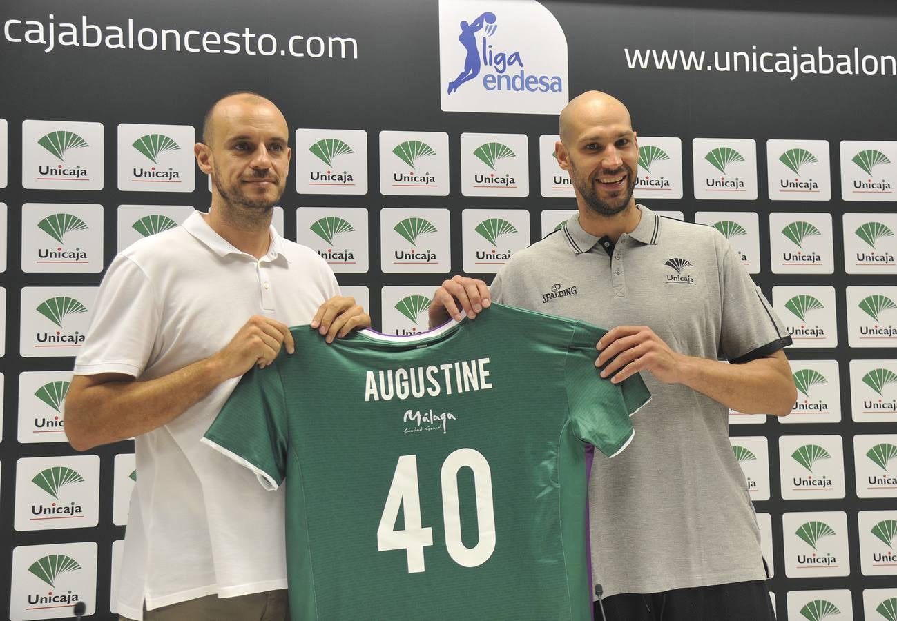 Augustine, en su presentación ante los medios.