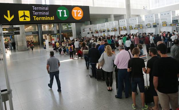Imagen del interior del aeropuerto de Málaga.
