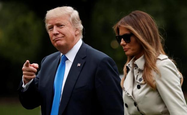 Donald y Melania Trump, ayer en la Casa Blanca./Reuters