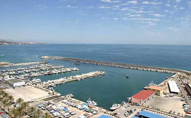 La flota pesquera en Fuengirola asciende a 51 barcos./SUR
