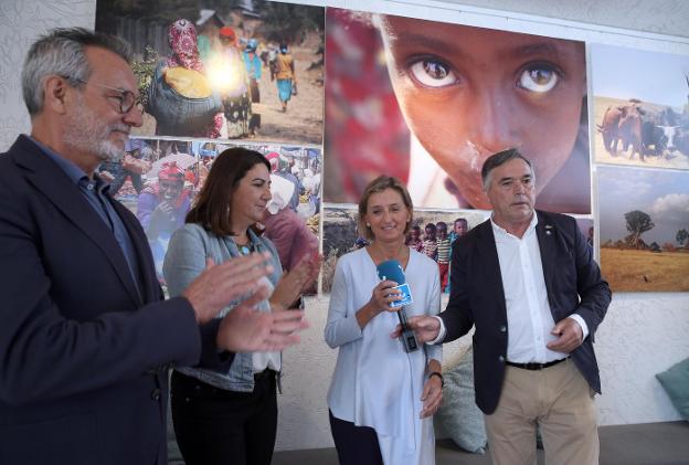 La exposición puede verse en El Pimpi. :: salvador salas/