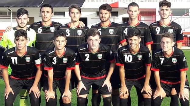Alineación del equipo juvenil del Tiro Pichón de esta temporada.::
/SUR