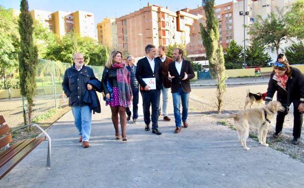 El grupo municipal Ciudadanos, con su portavoz Juan Cassá./P.R.Q.