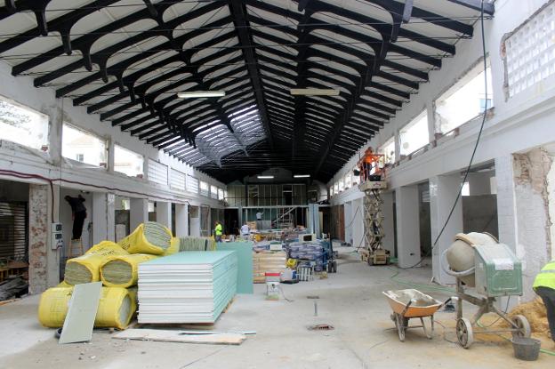 Estado actual de las obras del mercado./Charo Márquez