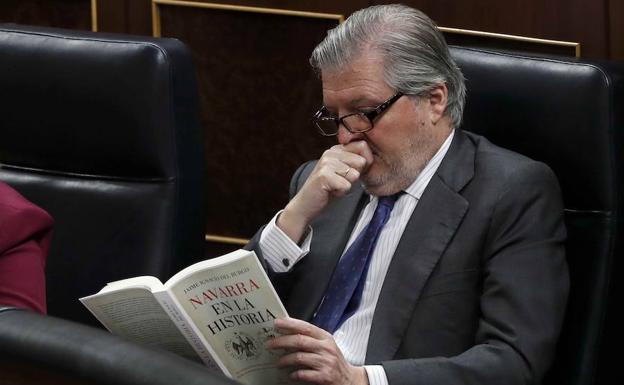 Méndez de Vigo, durante la sesión plenaria del Congreso. /Chema Moya (Efe)