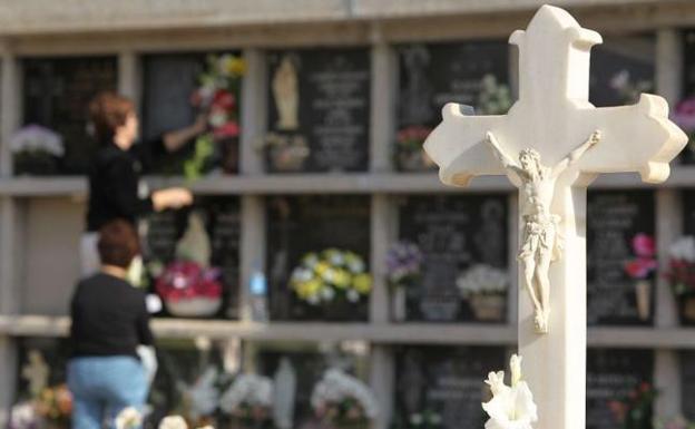 Málaga lidera el ranking nacional en incineraciones frente a los entierros tradicionales