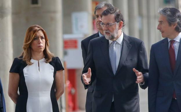 Susana Díaz y Mariano Rajoy, en una foto de archivo. /Efe