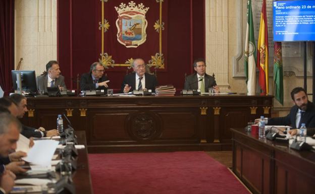 Un momento del pleno de hoy./Francis Silva