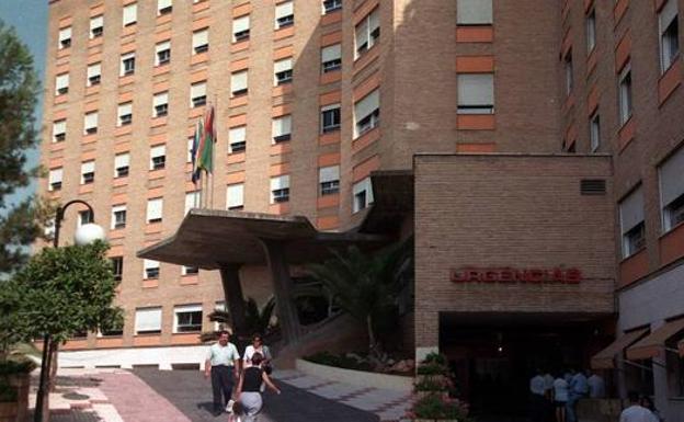Imagen del Hospital Carlos Haya de Málaga./Ñito Salas
