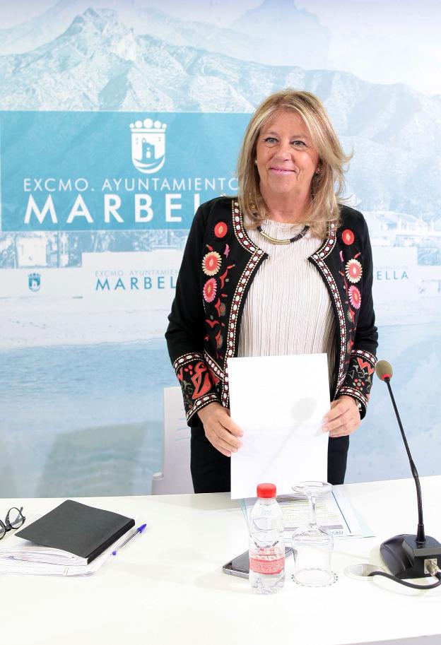 Ángeles Muñoz, ayer en el Ayuntamiento. /Josele-Lanza