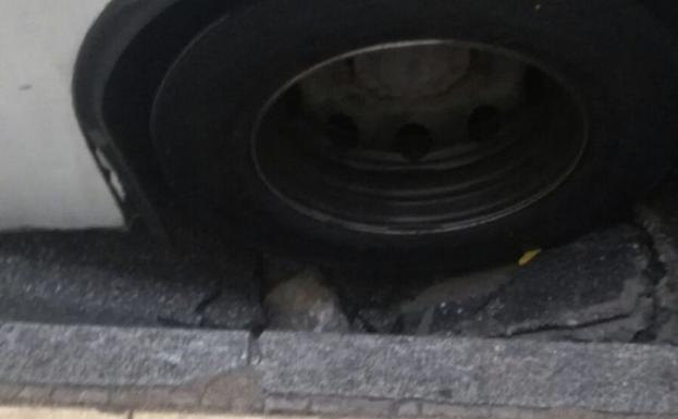 Rueda del autobús.