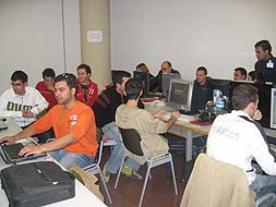 Informática celebrará una sesión informativa este jueves para alumnos y profesores. / Crónica/