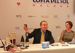 Francisco Delgado Bonilla, y la concejala de Turismo, Rocío Ruiz. Vídeo: Pedro J. Quero/