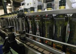La cooperativa malagueña no se fía del nuevo accionista de referencia y podría vender su parte. :: SUR/