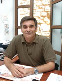 El director de un colegio se perfila como sustituto del vocal del PP que dimitirá/