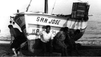 COSTA. Antaño, los barcos pesqueros se varaban en la misma playa./