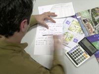 COBERTURA. Los seguros de protección de pagos cubren periodos de desempleo de un año y de hasta 36 meses de forma intermitente / SUR.ARCHIVO/