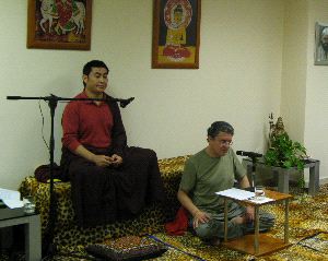 Khenpo Nedon, en el templo hindú de Melilla. / SUR/