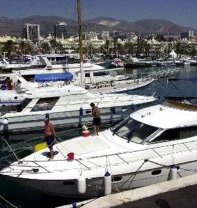 PUERTO. El recinto cuenta ahora con 1.100 atraques. / SUR/