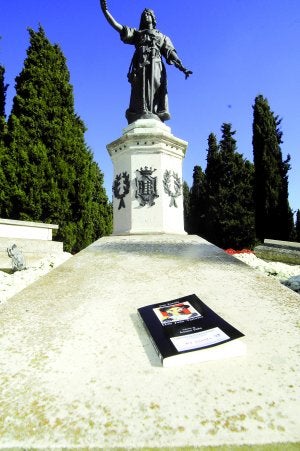 Don Juan Tenorio va asociado al Día de los Santos y los Difuntos. / MIGUEL ÁNGEL SANTOS/