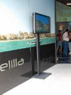 Parte del pabellón de Melilla. ::
SUR/