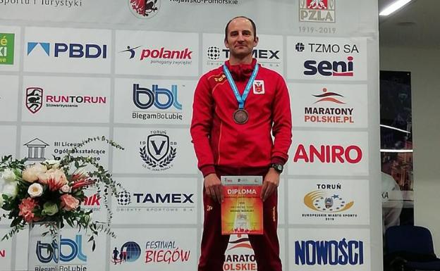 Rodríguez, bronce en los 3 kilómetros marcha M40 en Torun.