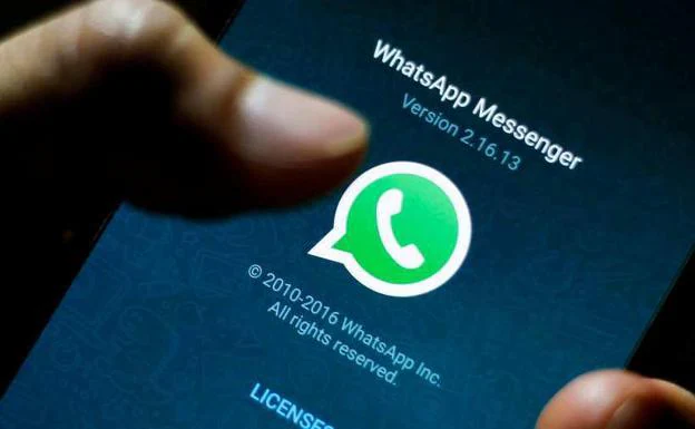 Si tienes alguno de estos teléfonos, WhatsApp va a dejar de funcionarte WhatsApp  deja de funcionar bien este mes de febrero en millones de móviles | Diario  Sur