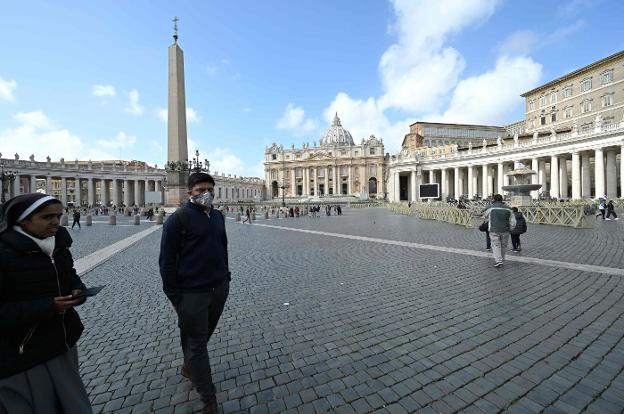 El Vaticano, vacío