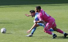 El empate salva a un Málaga sin recursos