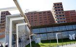 Hallan a un anciano que pudo pasar tres días muerto en el baño de un hospital