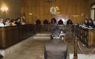 Imagen de archivo de un juicio con jurado popular./Sur