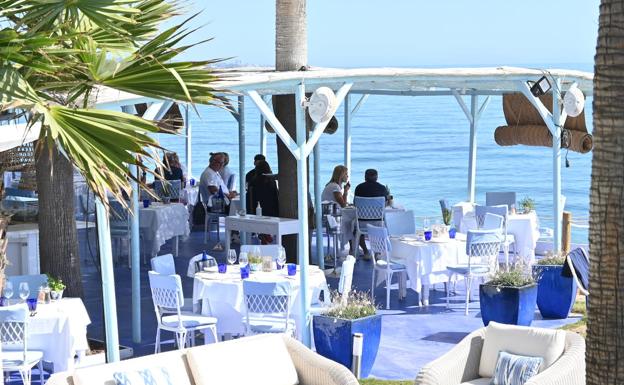 Hoteles de Málaga de cinco estrellas que se mantienen abiertos 2 La oferta gastronómica contribuye decisivamente a la cuenta de resultados./