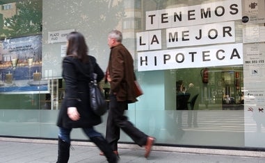 La comisión de apertura ha acompañado a la inmensa mayoría de préstamos hipotecarios en España./SUR