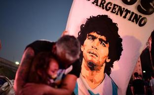 La muerte de Maradona causó conmoción en Argentina, donde era una auténtica deidad./AFP