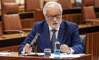 El Defensor del Pueblo Andaluz, Jesús Maeztu, en una comparecencia parlamentaria. e. p./