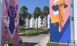 El mural dedicado a la chantarella con el que cuenta la localidad./SUR