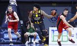 Julian Gamble, durante un partido con el Lenovo Tenerife./ACB FOTOS