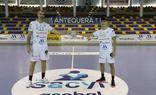 Una familia de Asobal. Chispi y Alex, padre e hijo, coinciden en la máxima competición española de balonmano./a. j. g.