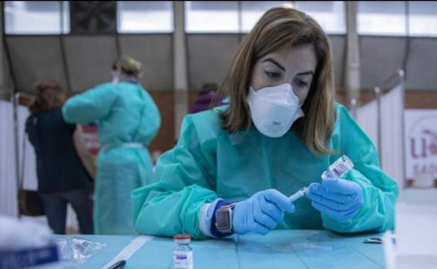 Andalucía confirma un cuarto caso de la tribu Mikron: una joven madrileña en Sevilla