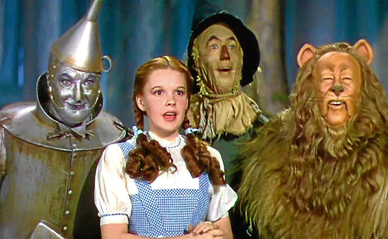 Luminancia ir a buscar Pogo stick jump El mago de Oz' cierra este lunes el ciclo 'El espíritu de la colmena' |  Diario Sur