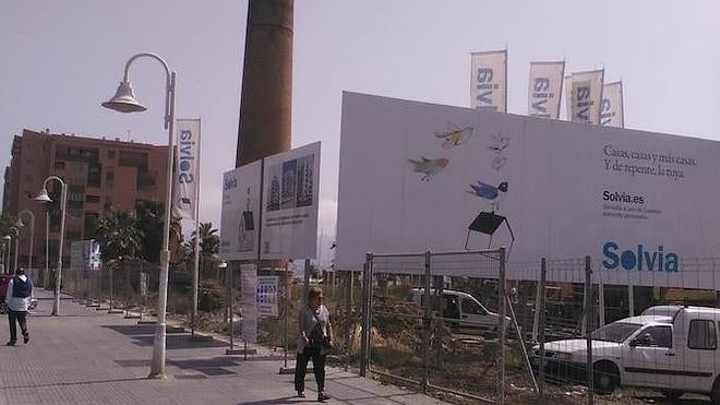 Obras junto a la chimenea | Diario Sur